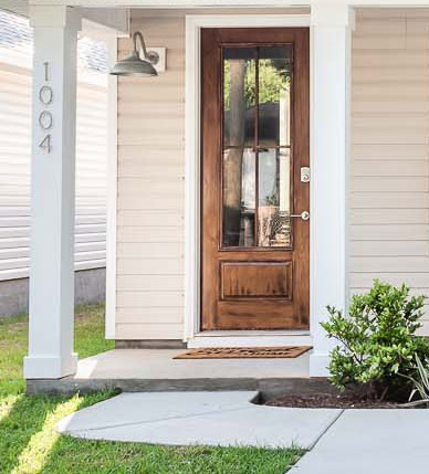 1004 N D street, front door
